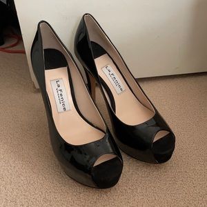 La Fenice Patent Black Peep Toe Pumps